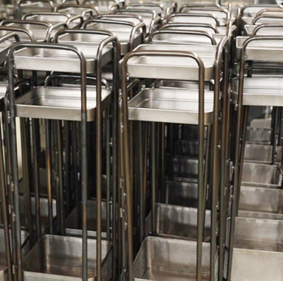 Durable 100kg Rotating Kitchen Storage Rack - Black/White